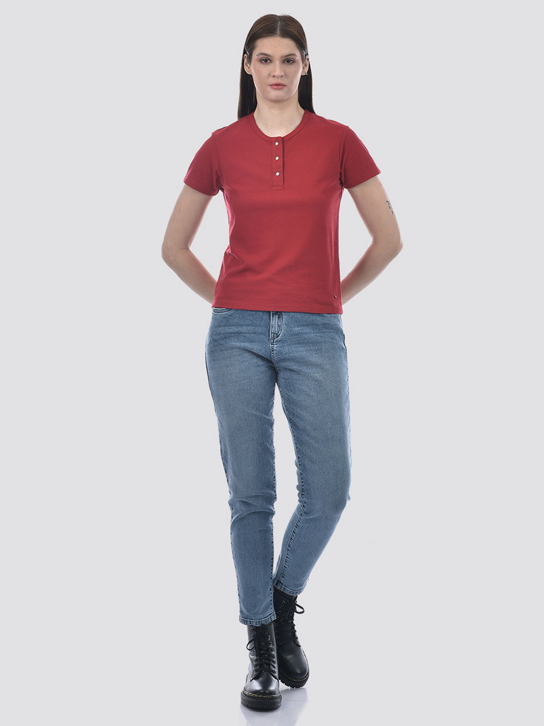 Numero Uno Women Tapered Fit Jeans With Utility Back Pockets